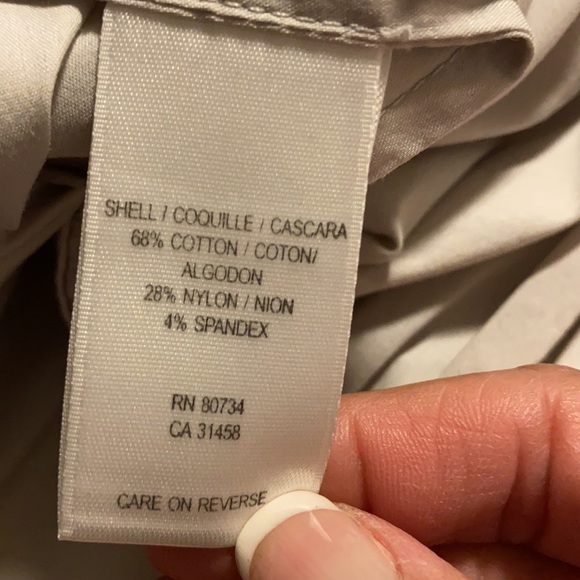 BCBGMAXAZRIA size large blouse - Picture 8 of 9